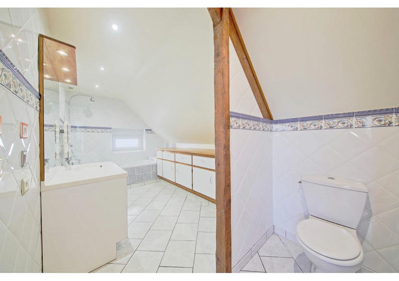 Maison - 141 m² - 5 pièces