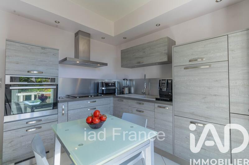 Maison - 113 m² - 6 pièces