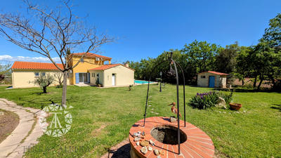 Villa - 220 m² - 7 pièces