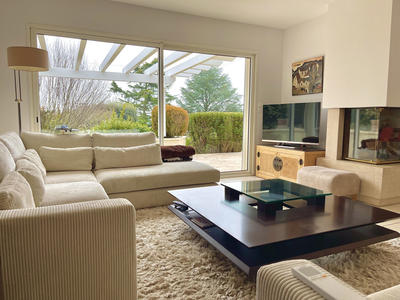 Villa - 228 m² - 6 pièces