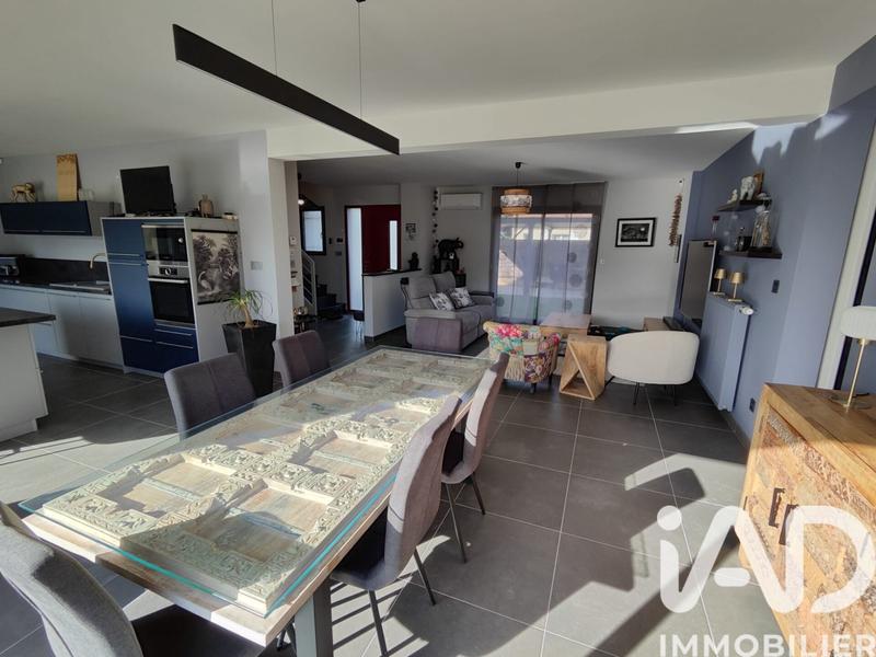 Maison - 142 m² - 5 pièces