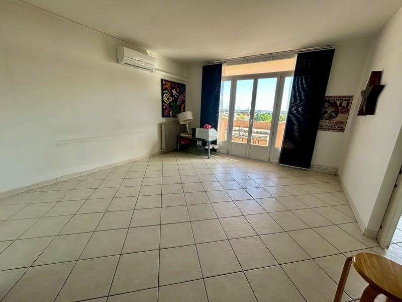 Appartement - 82 m² - 4 pièces