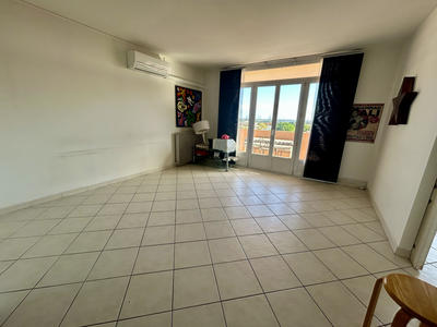 Appartement - 82 m² - 4 pièces