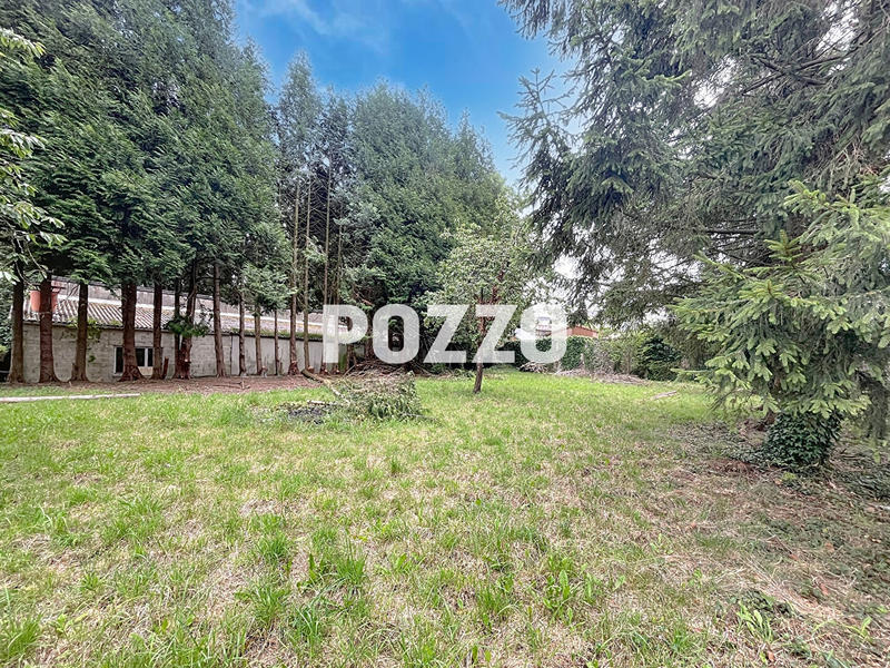 Terrain - 750 m²