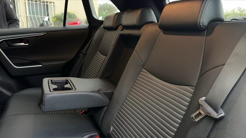 Toyota Rav4 2.5 Vvt-iE 218 Hybrid E-Cvt 177 Black Edition - Automatique