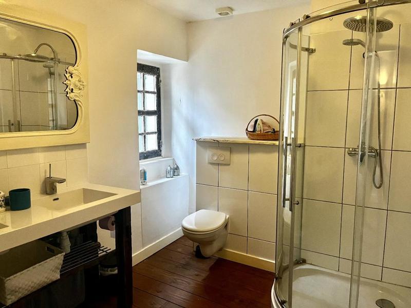 Propriété - 570 m² - 20 pièces