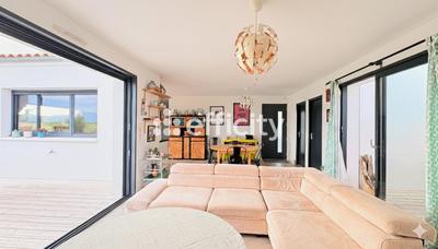 Villa - 138 m² - 6 pièces