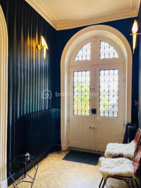 Bureau - 263 m² - 9 pièces