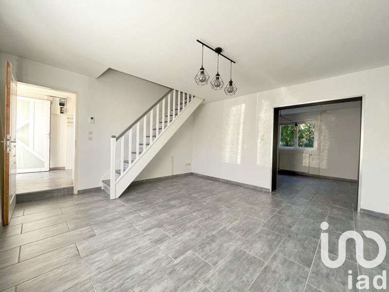 Maison - 136 m² - 7 pièces