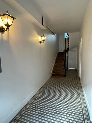 Immeuble - 8 pièces