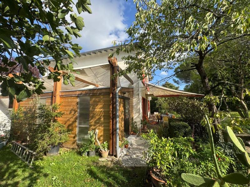 Maison ancienne - 219 m² - 8 pièces