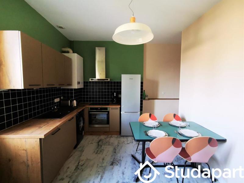 Chambre - 12 m² - 1 pièce