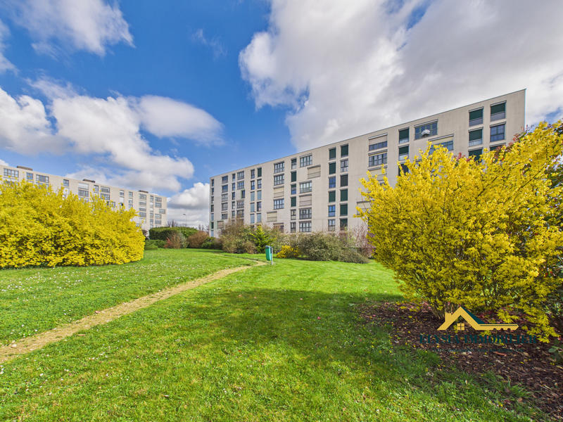 Appartement - 122 m² - 5 pièces