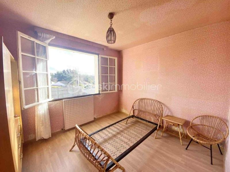 Maison traditionnelle - 90 m² - 4 pièces