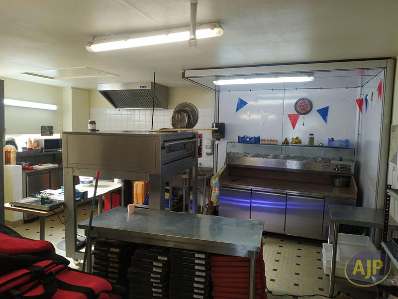 Immeuble - 181 m² - 10 pièces