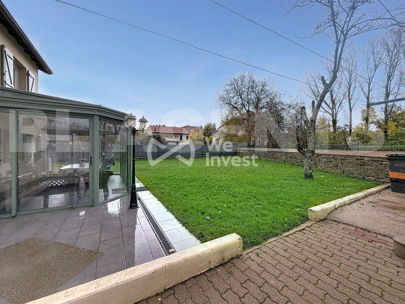 Maison - 132 m² - 9 pièces