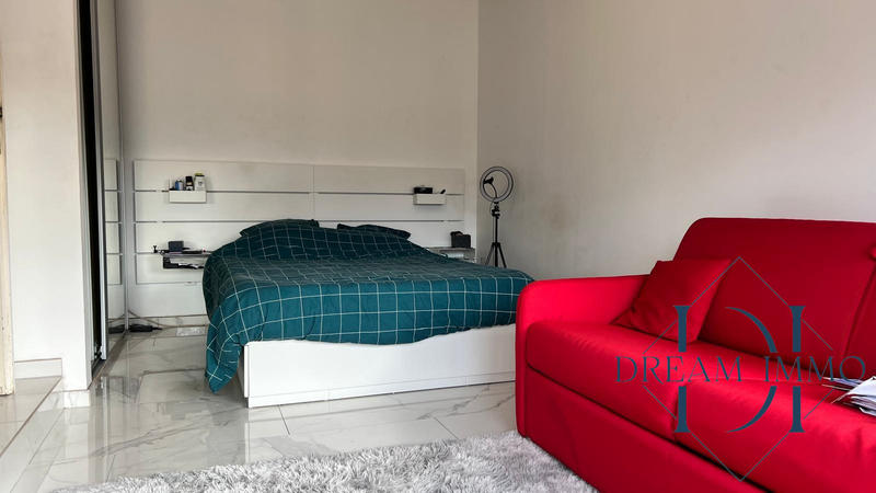 Maison - 97 m² - 4 pièces