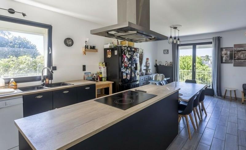 Maison - 191 m² - 8 pièces