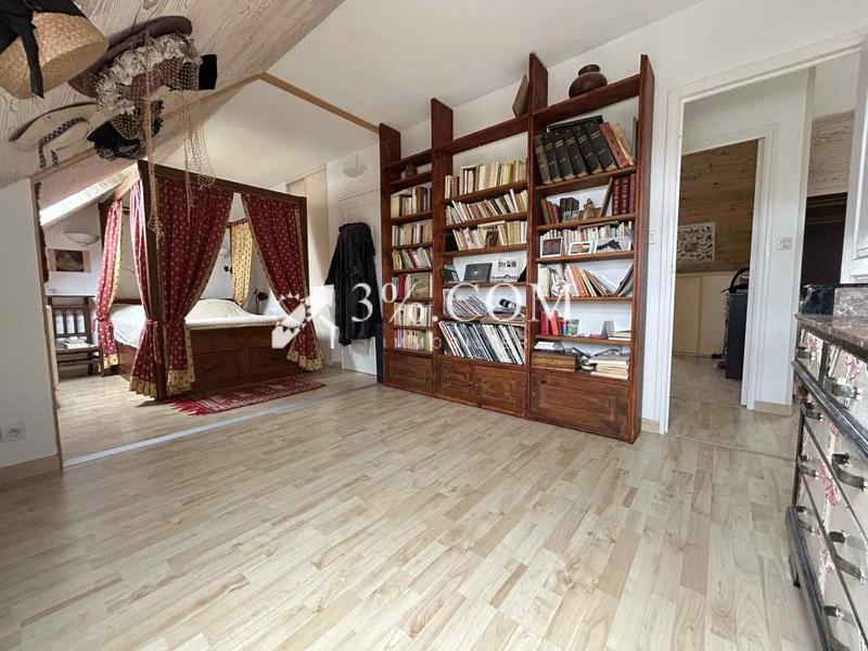 Maison - 136 m² - 6 pièces