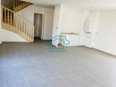 Maison - 80 m² - 4 pièces