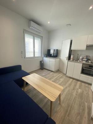 Studio - 14 m² - 1 pièce