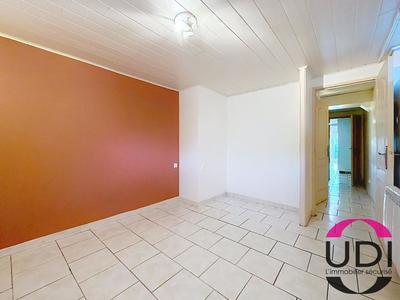 Maison - 84 m² - 4 pièces