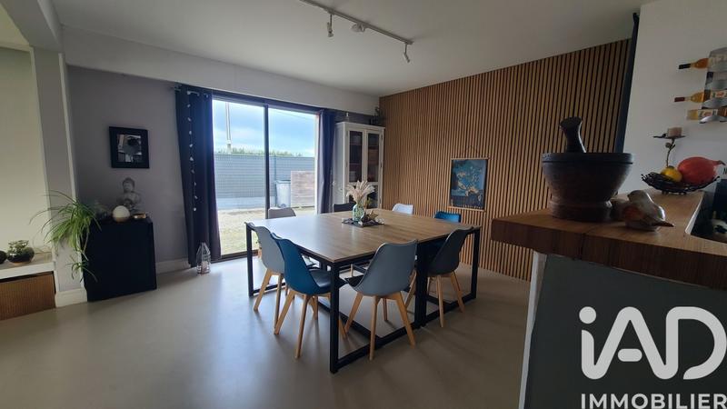 Maison - 183 m² - 8 pièces