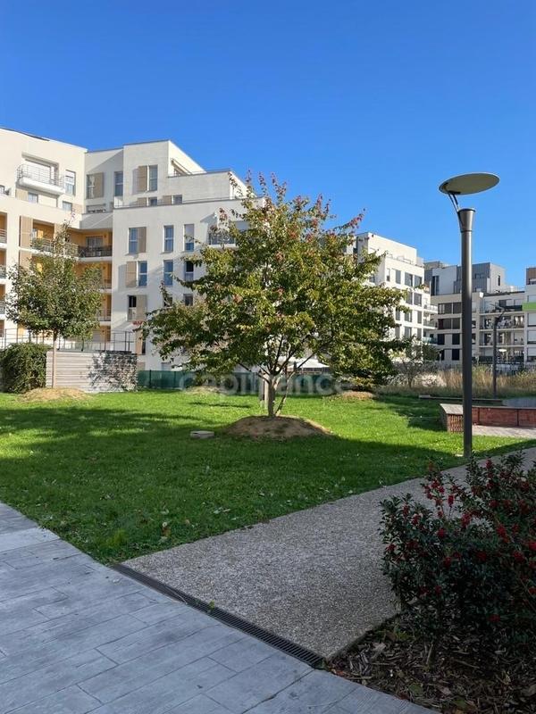 Appartement ancien - 67 m² - 3 pièces