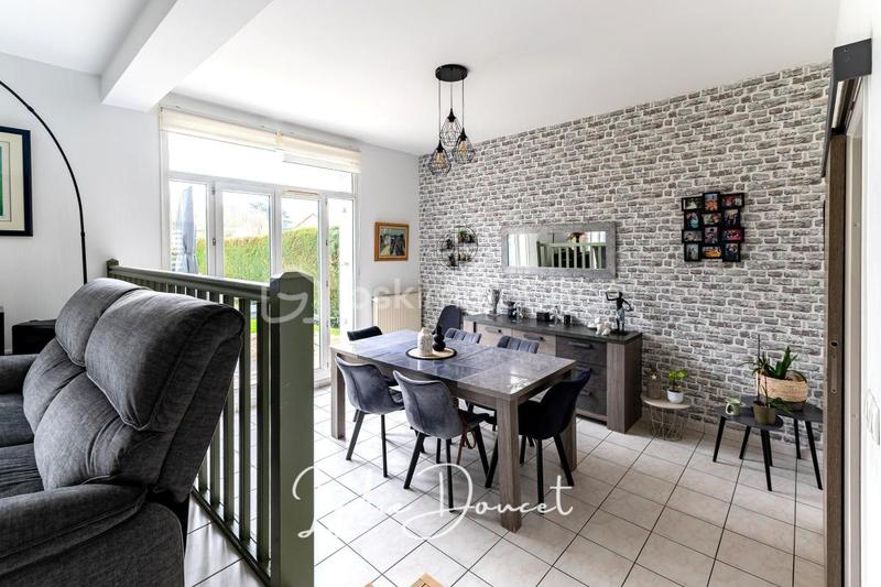Maison de ville - 131 m² - 6 pièces