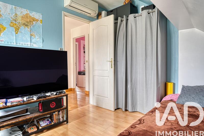 Maison - 110 m² - 6 pièces