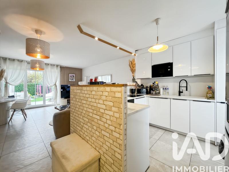 Maison - 80 m² - 5 pièces