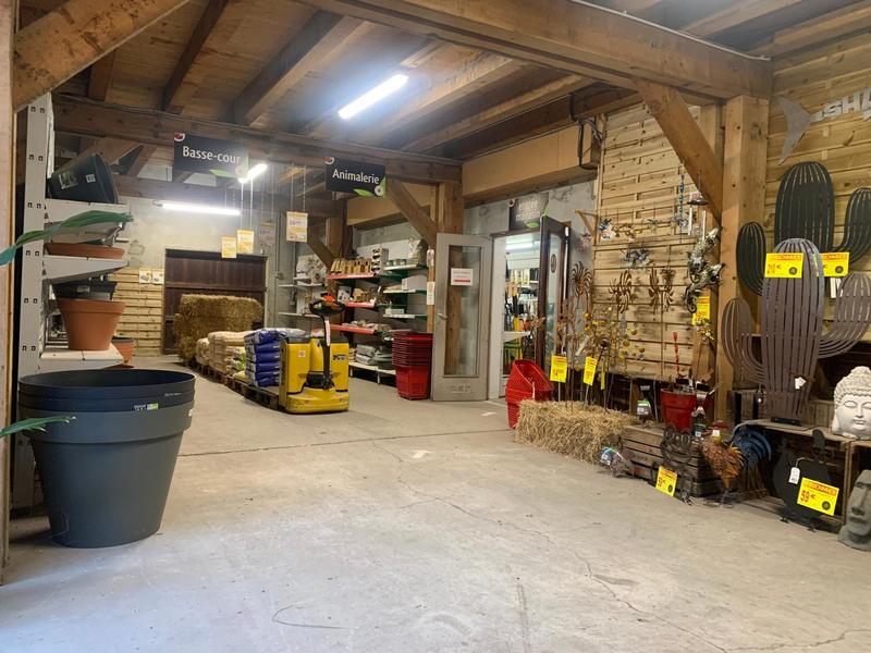 Local commercial - 450 m² - 5 pièces