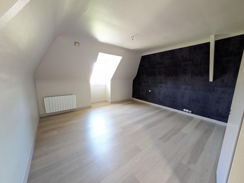 Maison - 196 m² - 7 pièces