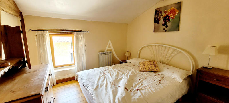 Maison - 190 m² - 8 pièces