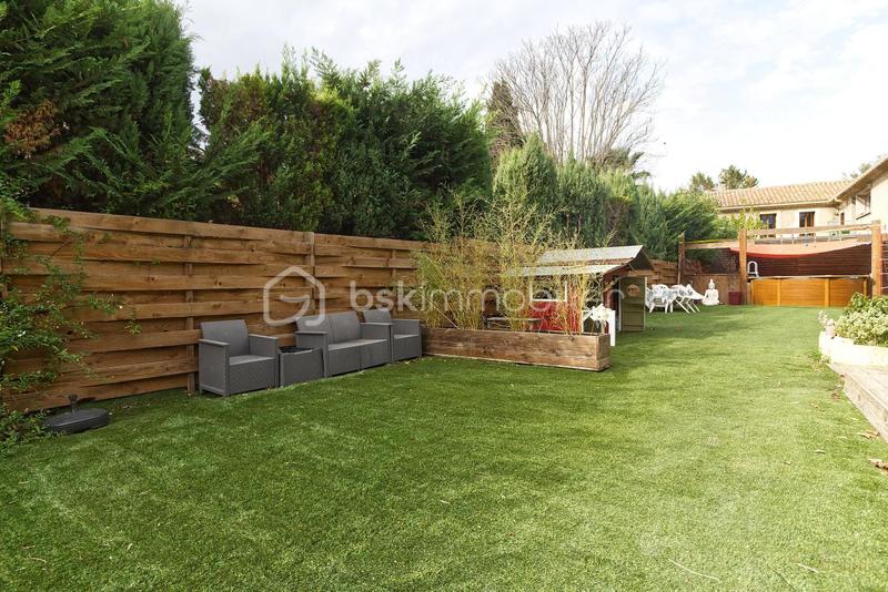 Immeuble - 368 m² - 9 pièces