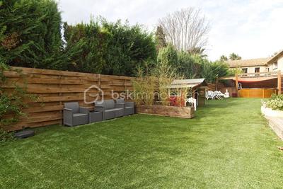 Immeuble - 368 m² - 9 pièces