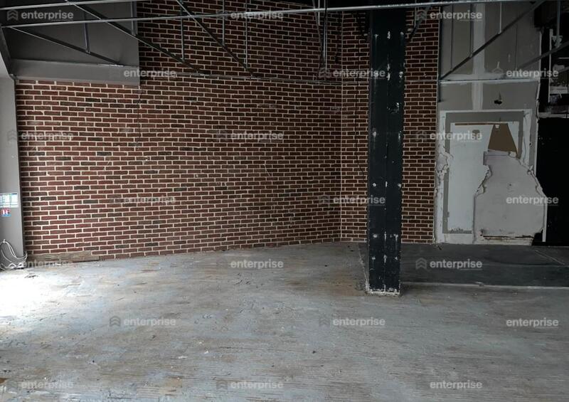 Local commercial - 140 m²