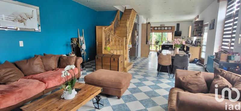 Maison - 185 m² - 8 pièces