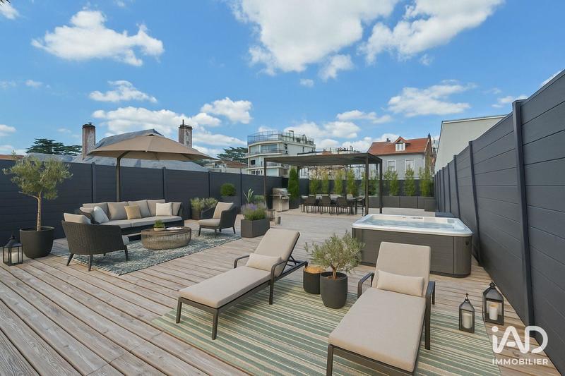 Maison - 421 m² - 5 pièces