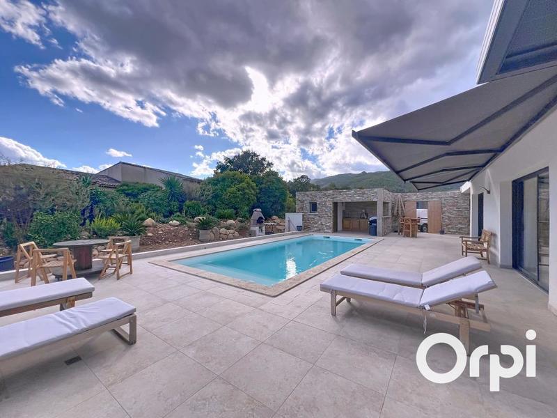 Villa - 136 m² - 4 pièces