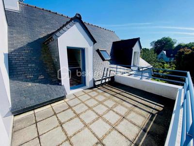 Maison - 151 m² - 7 pièces