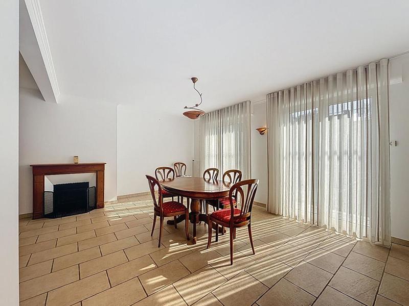 Maison - 150 m² - 7 pièces