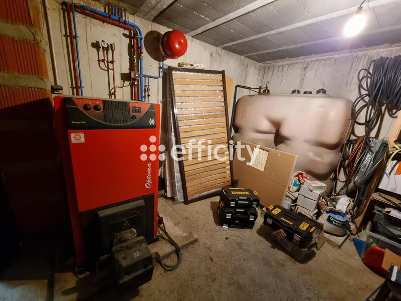 Maison - 144 m² - 7 pièces