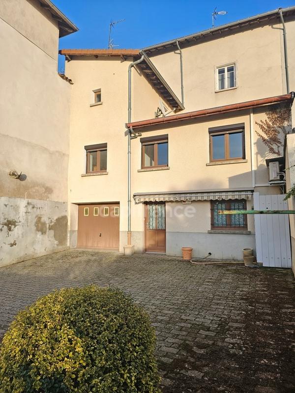 Maison de village - 130 m² - 5 pièces