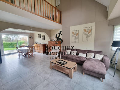 Maison - 110 m² - 5 pièces