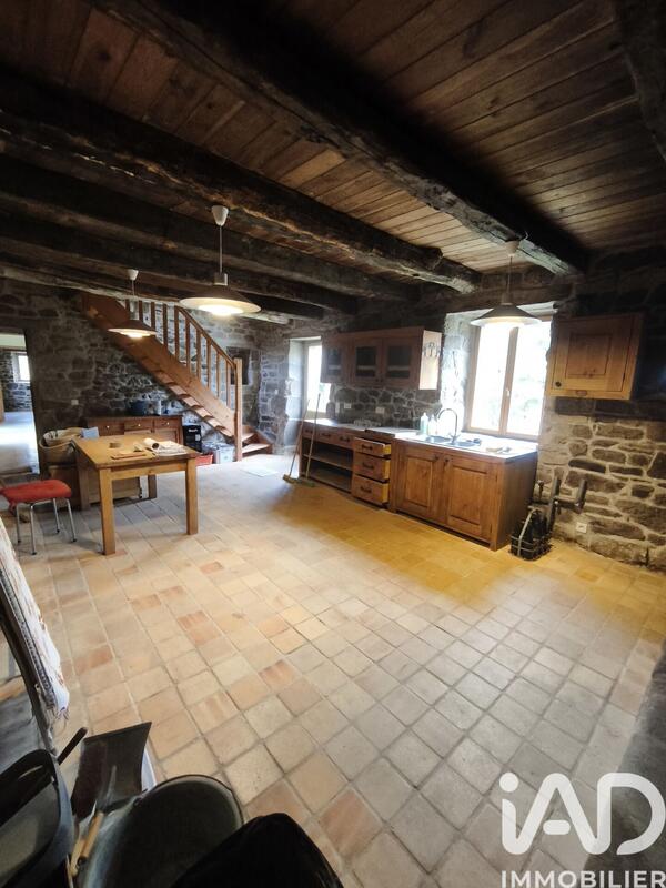 Maison - 110 m² - 5 pièces