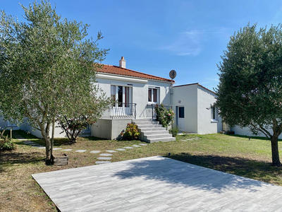 Maison - 139 m² - 5 pièces