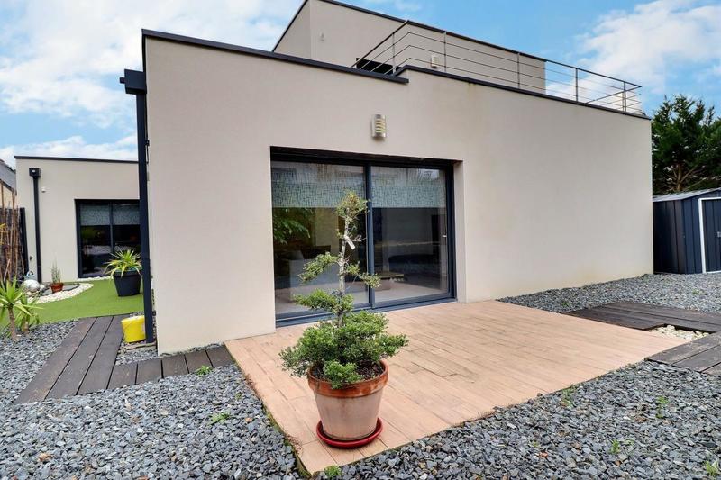 Maison - 138 m² - 6 pièces