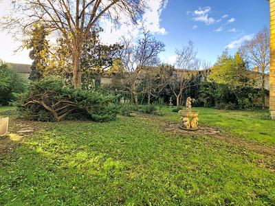 Immeuble - 600 m² - 16 pièces