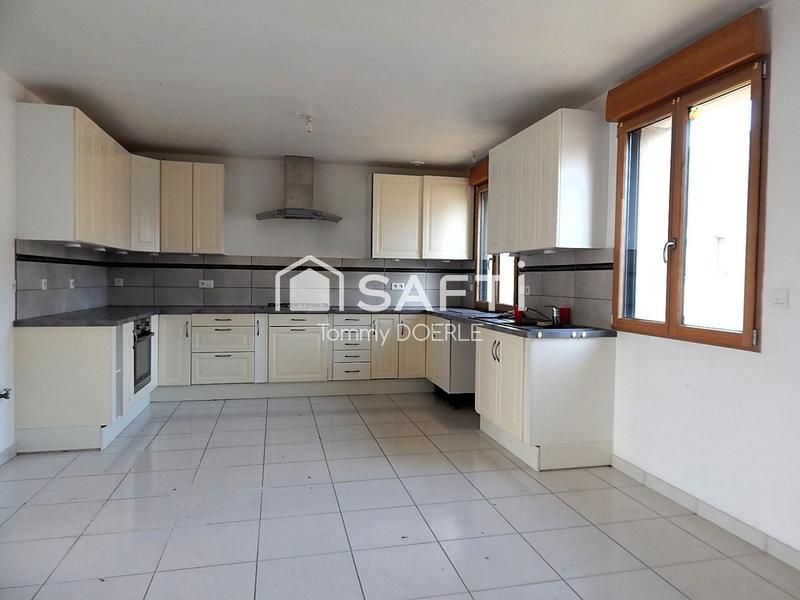 Maison - 98 m² - 5 pièces